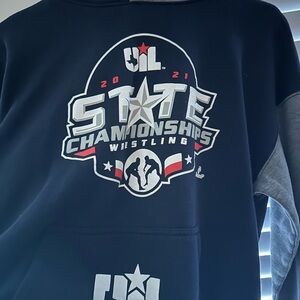 Men’s size medium wrestling hoodie.